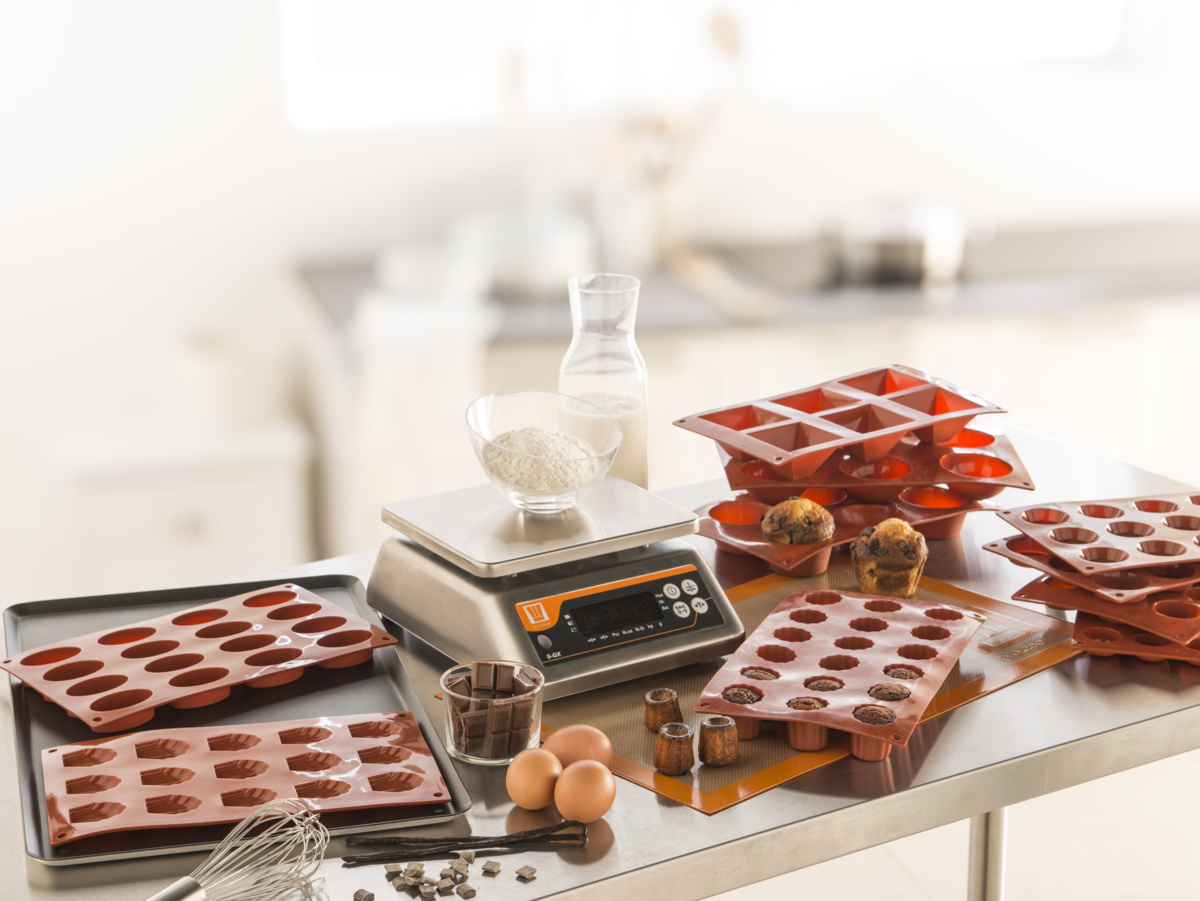 Backblech 16 kleine ovale Petit Fours Silikon GN 1/3 29,5x17,5x2 cm Pro.cooker