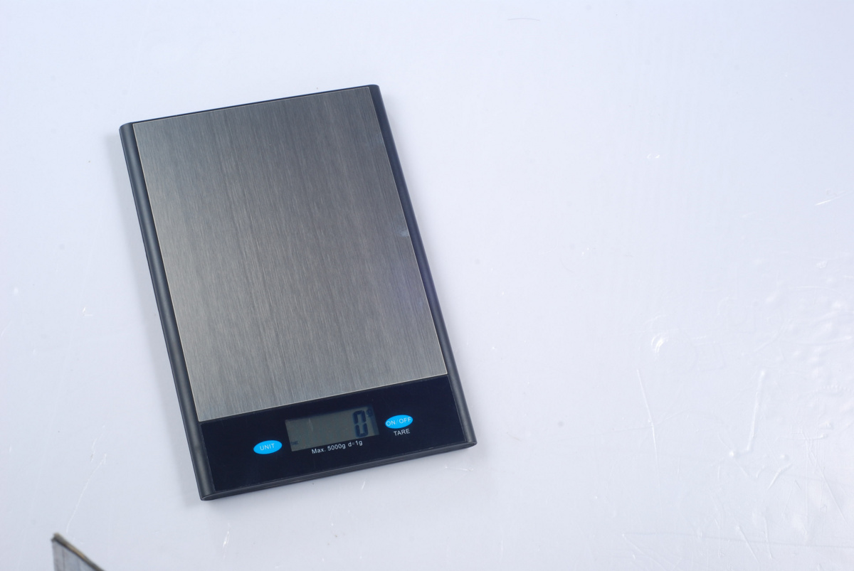 Hilfswaage 5 kg 1 °C Batterien Pro.cooker