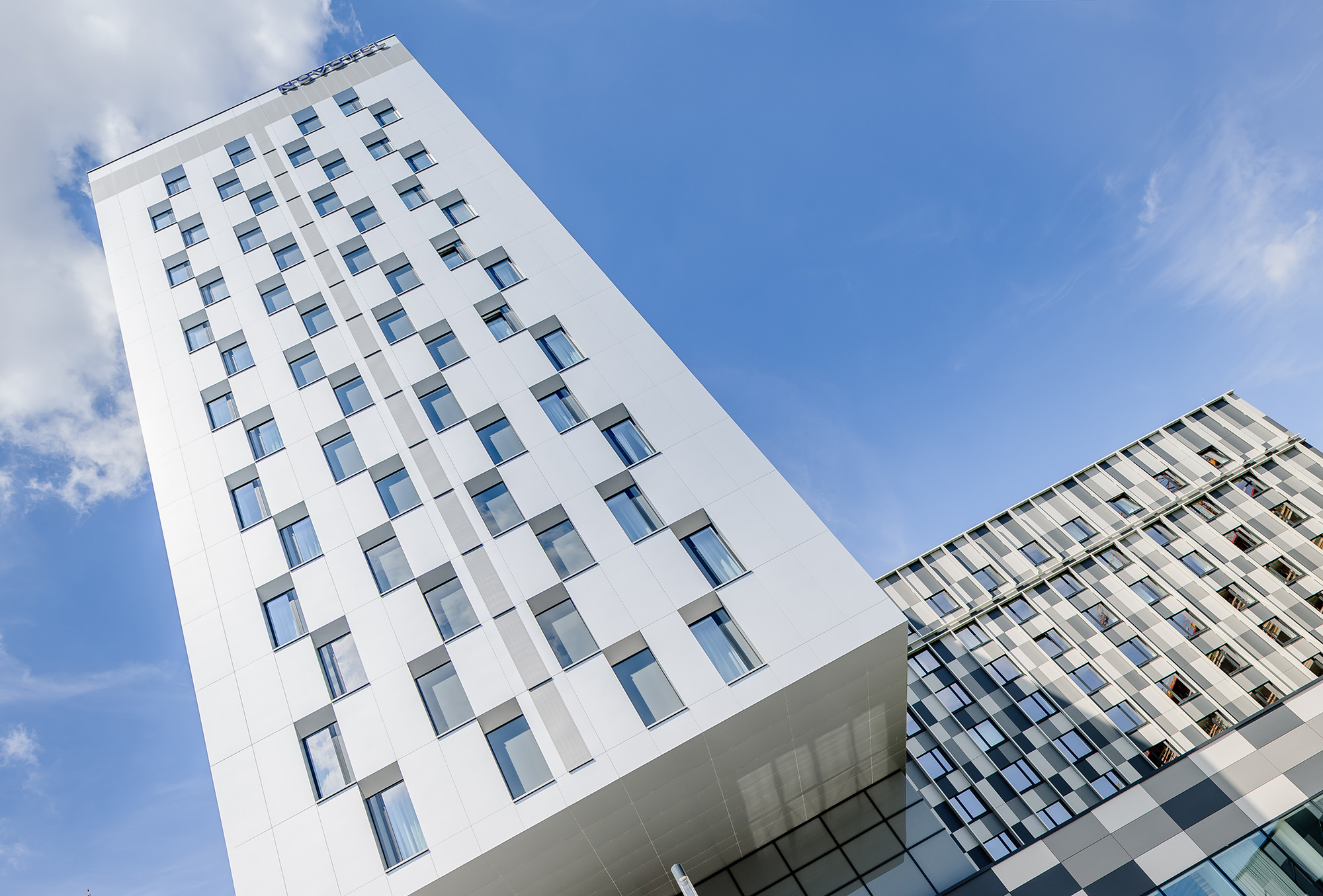 Ibis Novotel